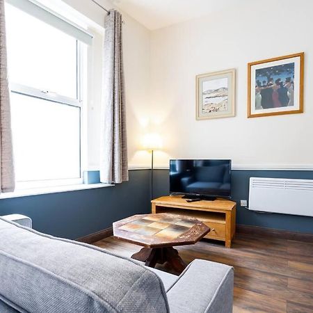 Homely 1 Bedroom Apartment In Smithfield, ダブリン エクステリア 写真