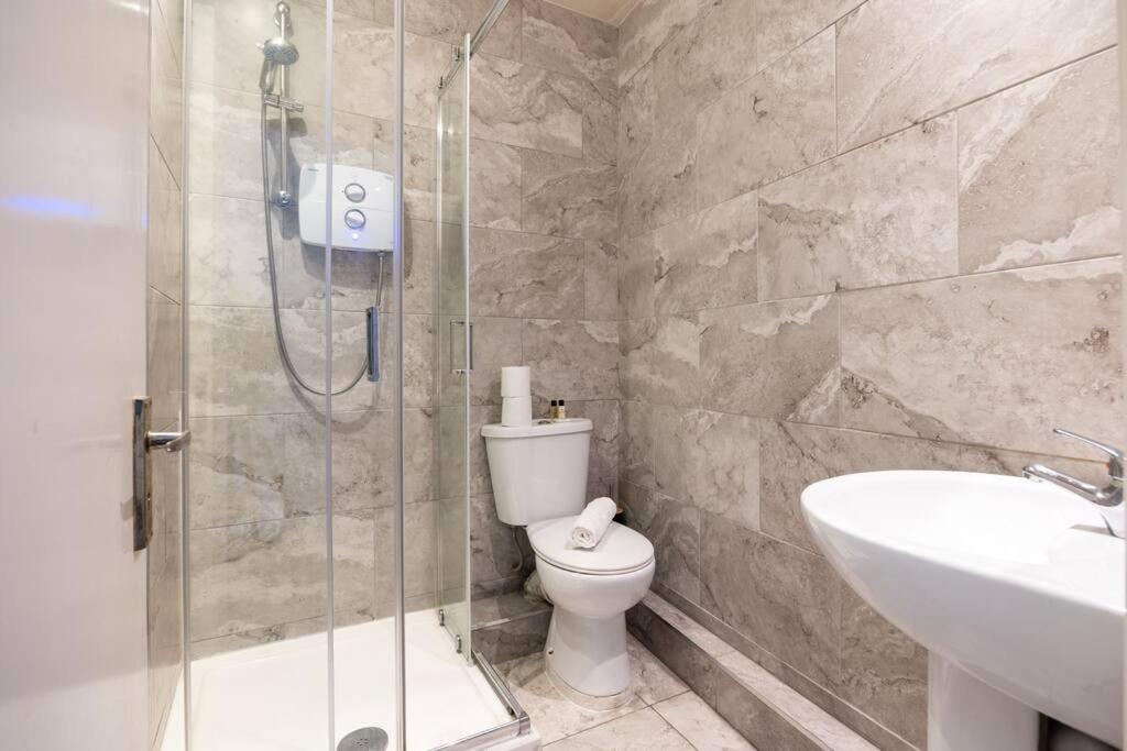 Homely 1 Bedroom Apartment In Smithfield, ダブリン エクステリア 写真
